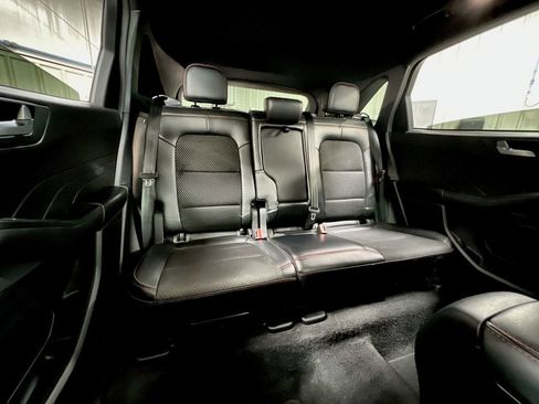 Used 2025 Ford Escape ST-Line image 24