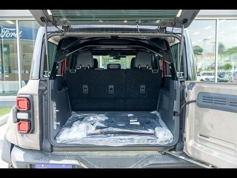 New 2025 Ford Bronco Raptor AWD/4WD image 8