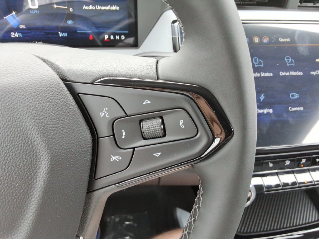 New 2027 Chevrolet Bolt LT w/ Comfort Package FWD image 24
