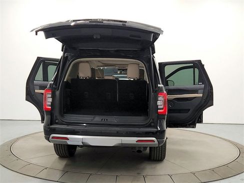 Used 2024 Ford Expedition Limited image 14
