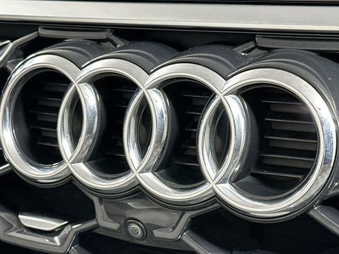 Used 2023 Audi Q5 2.0T Premium Plus w/ Premium Plus Package AWD/4WD image 15