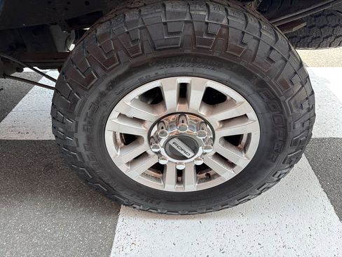 Used 2019 Ford F250 XL w/ STX Appearance Package image 21