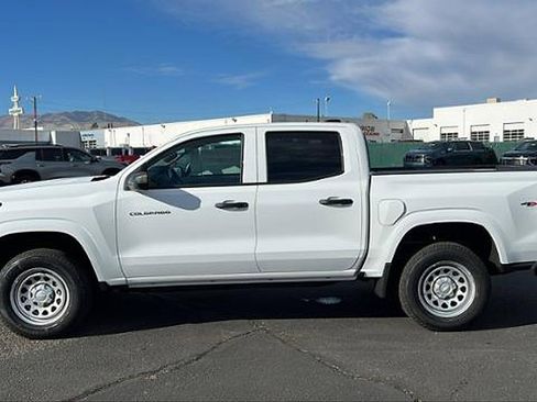 New 2026 Chevrolet Colorado W/T w/ WT Convenience Package II image 9