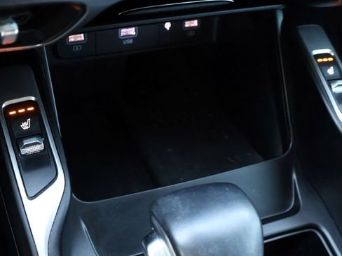 Used 2022 Kia Sorento EX w/ Panoramic Sunroof Package FWD image 24