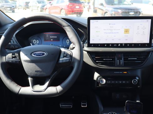 Used 2023 Ford Escape ST-Line Elite w/ Premium Technology Package image 14