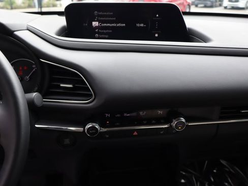 Certified 2025 MAZDA CX-30 AWD 2.5 S w/ Preferred Package image 31