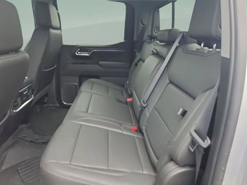 Used 2022 Chevrolet Silverado 1500 LTZ w/ LTZ Premium Package AWD/4WD image 23