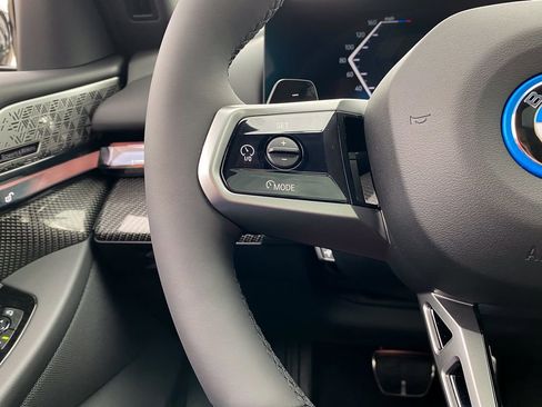 New 2027 BMW 550e xDrive AWD/4WD image 27