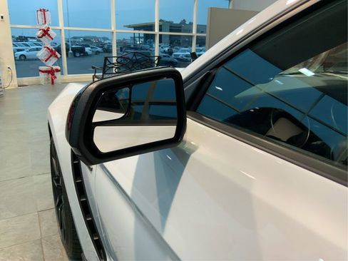 Used 2016 Ford Mustang Shelby GT350 w/ Technology Package image 25