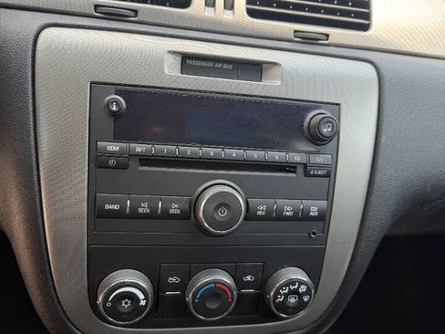 Used 2012 Chevrolet Impala Police FWD image 13