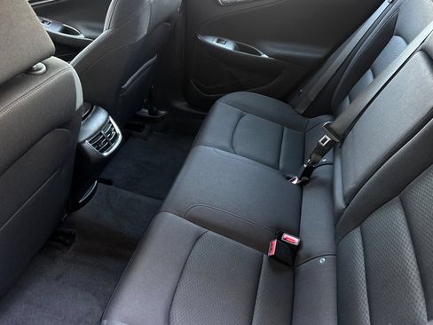Used 2023 Chevrolet Malibu LT FWD image 12