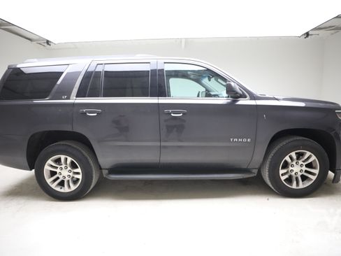 Used 2016 Chevrolet Tahoe LT w/ Luxury Package RWD image 5