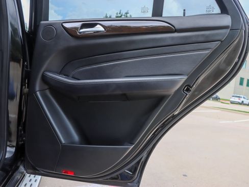 Used 2015 Mercedes-Benz ML 350 2WD image 11