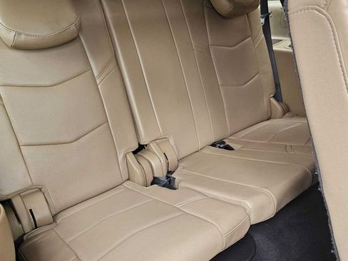 Used 2019 Cadillac Escalade ESV Platinum AWD/4WD image 6