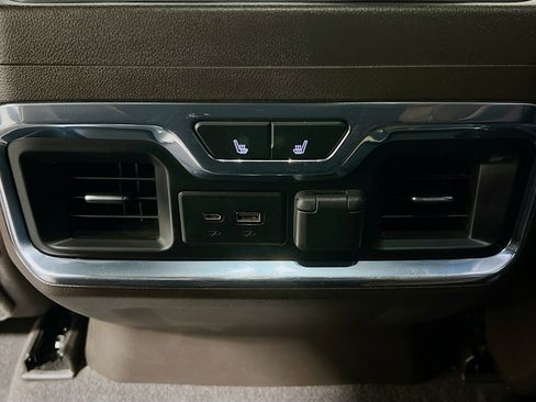 Used 2020 GMC Sierra 1500 Denali w/ Denali Ultimate Package AWD/4WD image 20