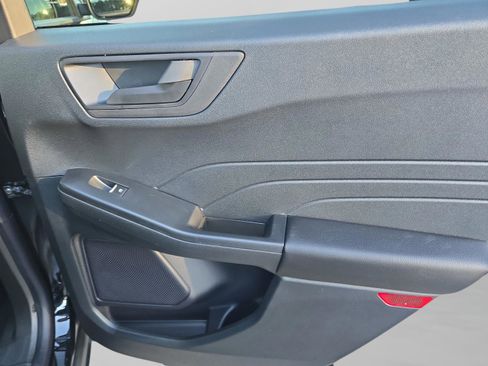 New 2026 Ford Escape Active image 28