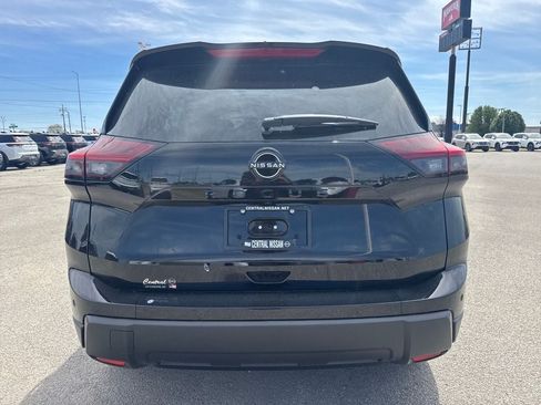 New 2026 Nissan Rogue Dark Armor FWD image 5