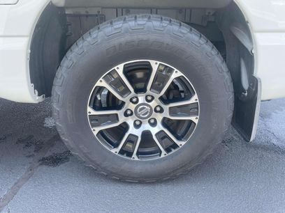 Used 2020 Nissan Titan SV w/ SV Convenience Package