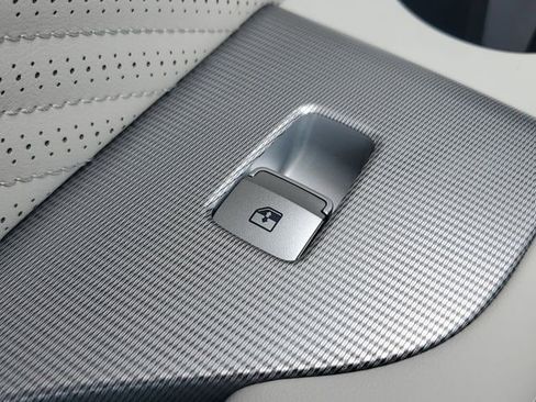 Used 2024 Hyundai Palisade Calligraphy FWD image 16
