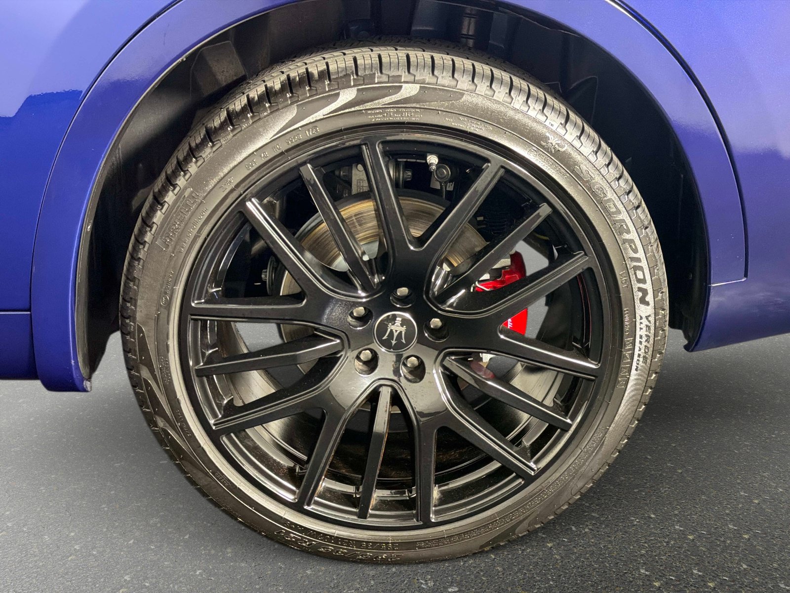Used 2024 Maserati Levante Modena Ultima AWD/4WD image 14