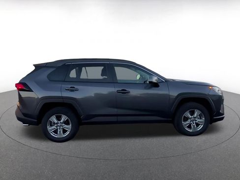 Used 2025 Toyota RAV4 XLE image 16