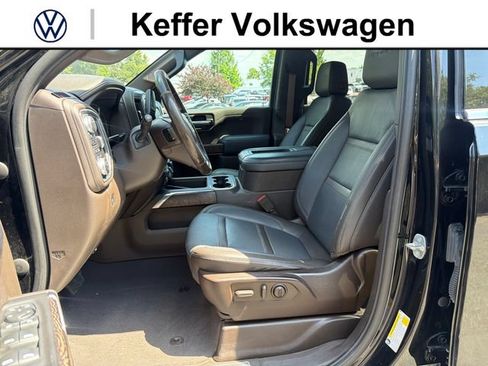 Used 2021 GMC Sierra 1500 Denali w/ Denali Ultimate Package AWD/4WD image 9