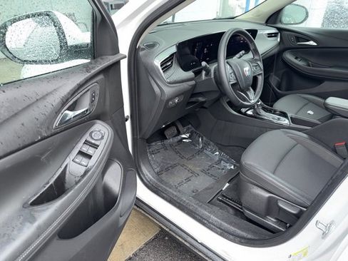 Used 2025 Buick Encore GX Preferred image 22