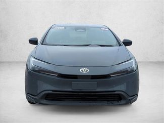 Used 2024 Toyota Prius LE video 2