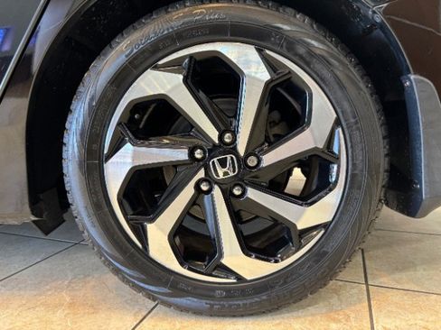 Used 2017 Honda Accord EX image 17