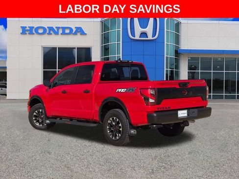 Used 2024 Nissan Titan PRO-4X w/ Pro-4x Utility Package AWD/4WD image 5
