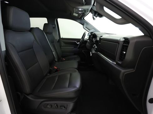 Used 2025 GMC Sierra 1500 SLT AWD/4WD image 12