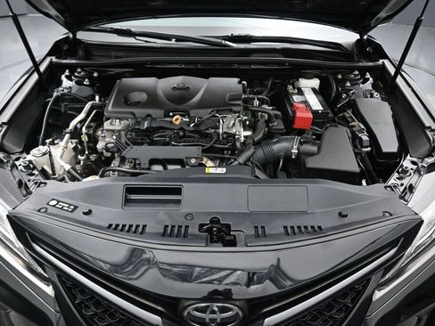 Used 2019 Toyota Camry XSE image 46