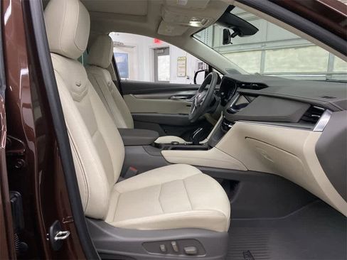Certified 2023 Cadillac XT5 Premium Luxury w/ Technology Package image 20