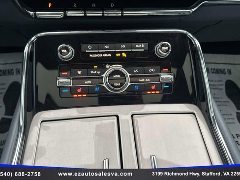 Used 2020 Lincoln Navigator L Black Label w/ Cargo Convenience Package AWD/4WD image 30