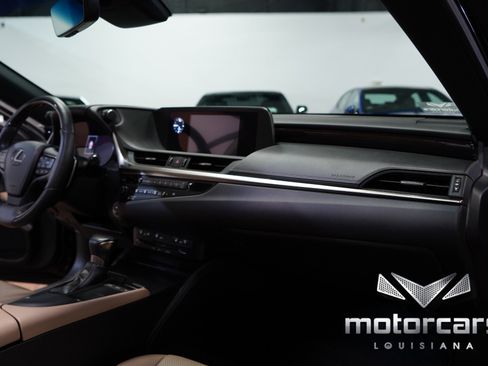 Used 2019 Lexus ES 350 image 29