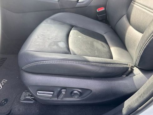Used 2021 Toyota RAV4 XLE Premium FWD image 16