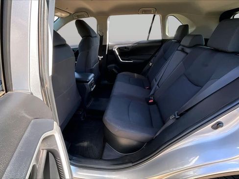 Used 2025 Toyota RAV4 LE AWD/4WD image 18