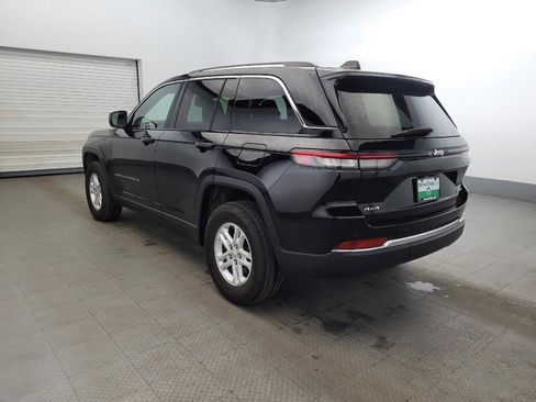 Used 2023 Jeep Grand Cherokee Laredo w/ Luxury Tech Group I image 5