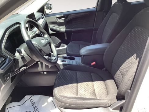 Used 2023 Ford Escape Active FWD image 9