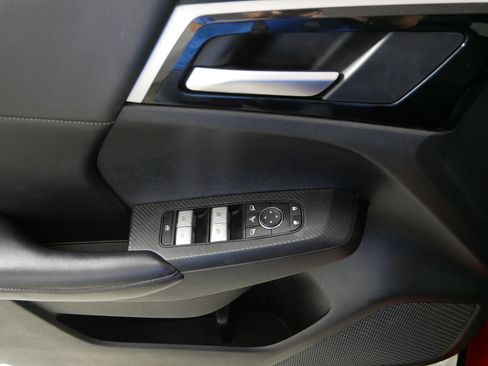 Used 2024 Mitsubishi Outlander SE FWD image 19