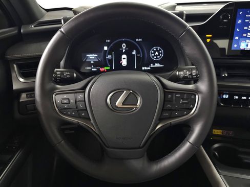 Used 2025 Lexus UX 300h AWD w/ Cold Area Package image 19