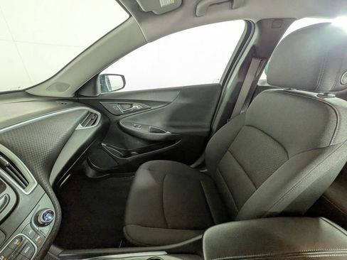 Certified 2024 Chevrolet Malibu LT image 30
