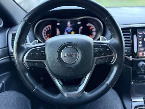 Used 2020 Jeep Grand Cherokee Limited X image 21