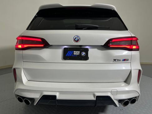 Used 2022 BMW X5 M w/ Executive Package image 9