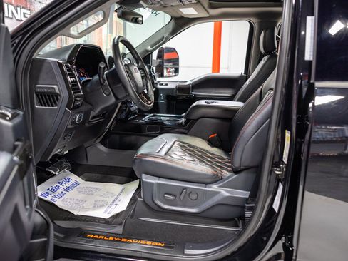 Used 2020 Ford F250 Lariat w/ Lariat Ultimate Package AWD/4WD image 34