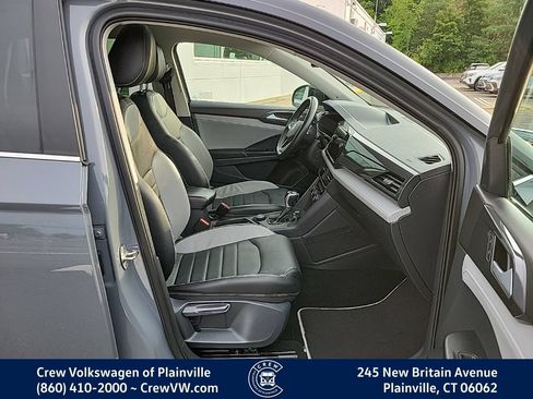 Certified 2023 Volkswagen Taos SEL AWD/4WD image 17