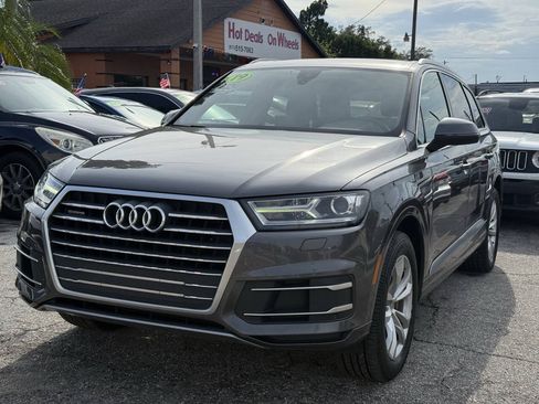 Used 2019 Audi Q7 2.0T Premium w/ Convenience Package AWD/4WD image 3