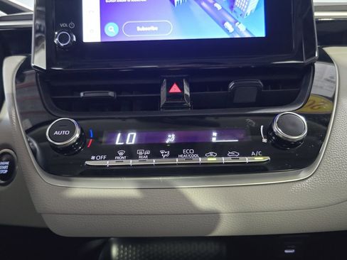 Used 2023 Toyota Corolla LE image 22