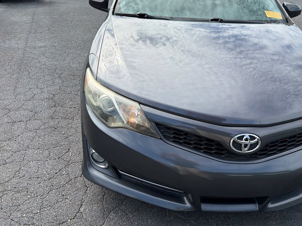 Used 2014 Toyota Camry SE FWD image 27