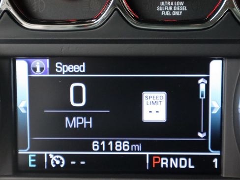 Used 2017 GMC Sierra 2500 SLT w/ Duramax Plus Package AWD/4WD image 44